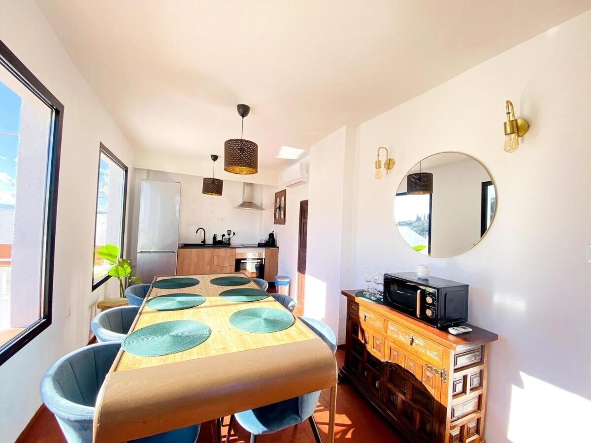 La Casa De Carro - Hostatel Villa Granada Dış mekan fotoğraf